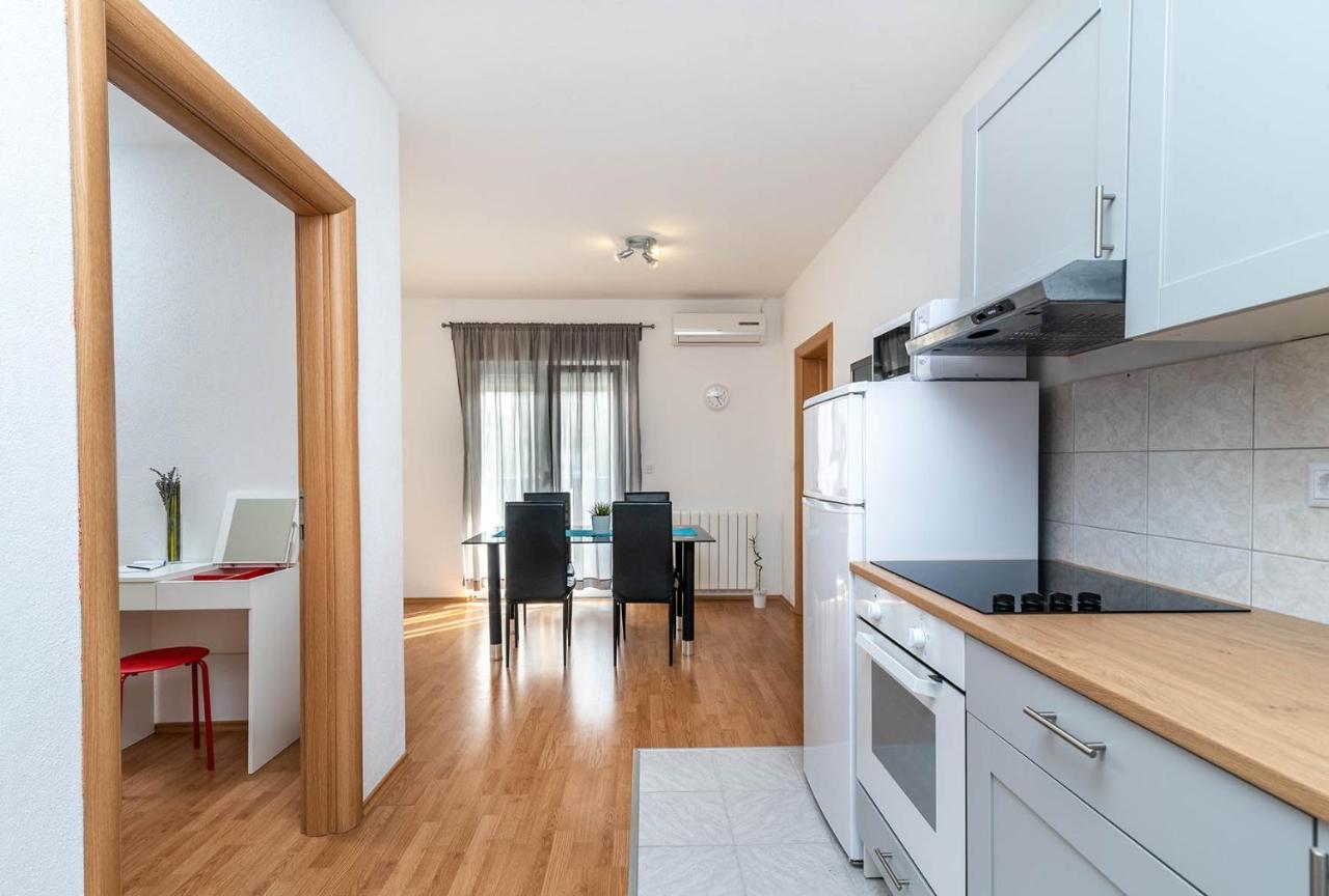 Villa Eight By Villa Kuzmanic Trogir Dış mekan fotoğraf
