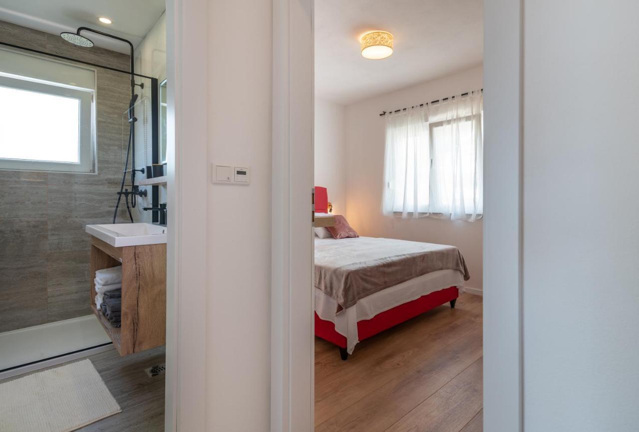 Villa Eight By Villa Kuzmanic Trogir Dış mekan fotoğraf